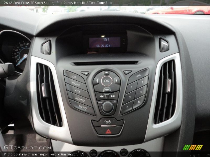Red Candy Metallic / Two-Tone Sport 2012 Ford Focus SE Sport Sedan
