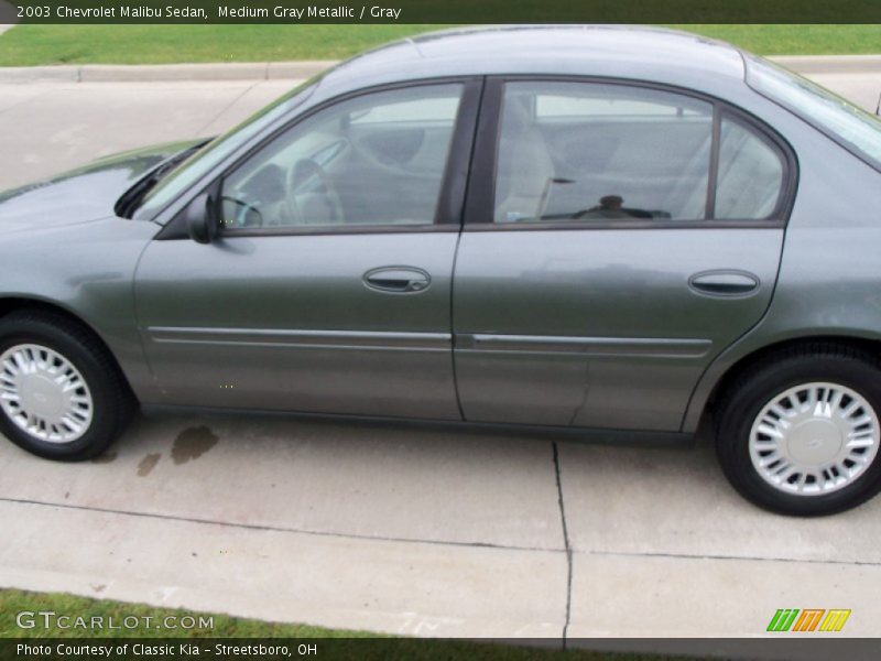 Medium Gray Metallic / Gray 2003 Chevrolet Malibu Sedan