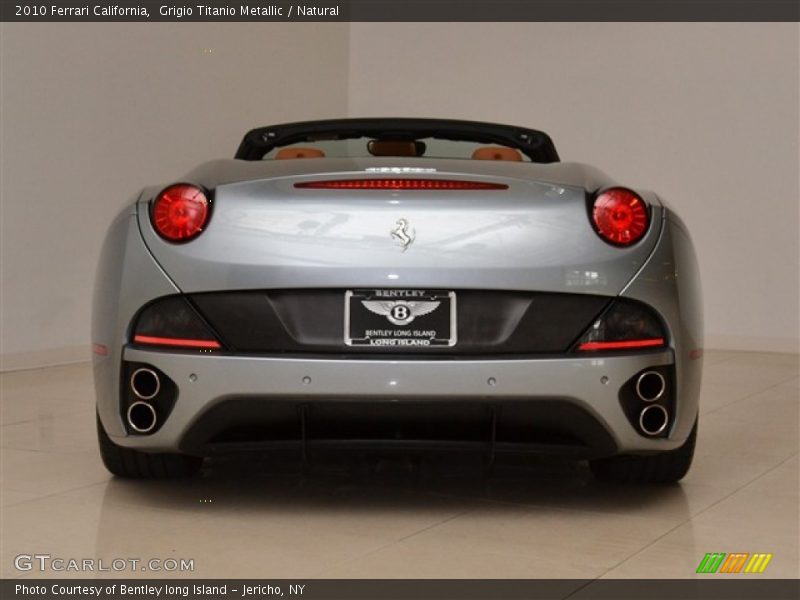 Grigio Titanio Metallic / Natural 2010 Ferrari California