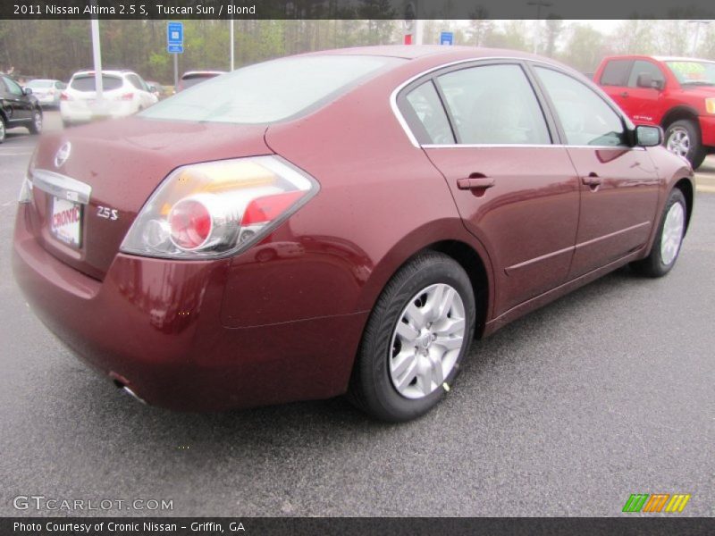 Tuscan Sun / Blond 2011 Nissan Altima 2.5 S