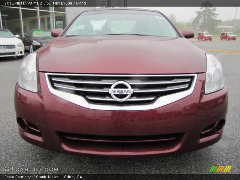 Tuscan Sun / Blond 2011 Nissan Altima 2.5 S