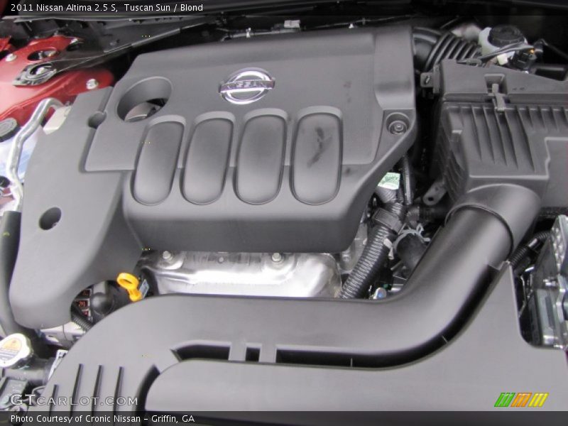 Tuscan Sun / Blond 2011 Nissan Altima 2.5 S