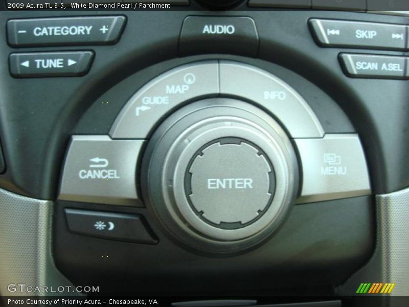 White Diamond Pearl / Parchment 2009 Acura TL 3.5