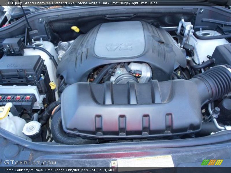 Stone White / Dark Frost Beige/Light Frost Beige 2011 Jeep Grand Cherokee Overland 4x4