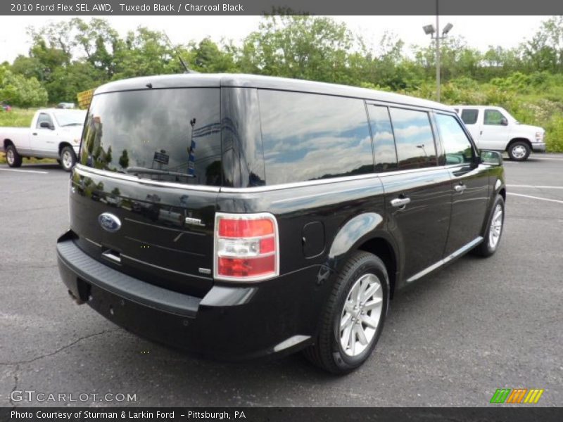 Tuxedo Black / Charcoal Black 2010 Ford Flex SEL AWD