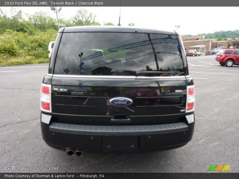 Tuxedo Black / Charcoal Black 2010 Ford Flex SEL AWD