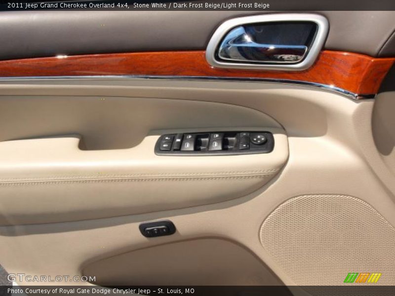 Stone White / Dark Frost Beige/Light Frost Beige 2011 Jeep Grand Cherokee Overland 4x4