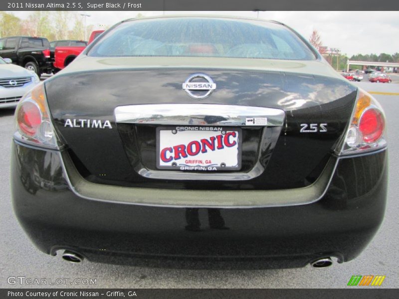 Super Black / Frost 2011 Nissan Altima 2.5 S