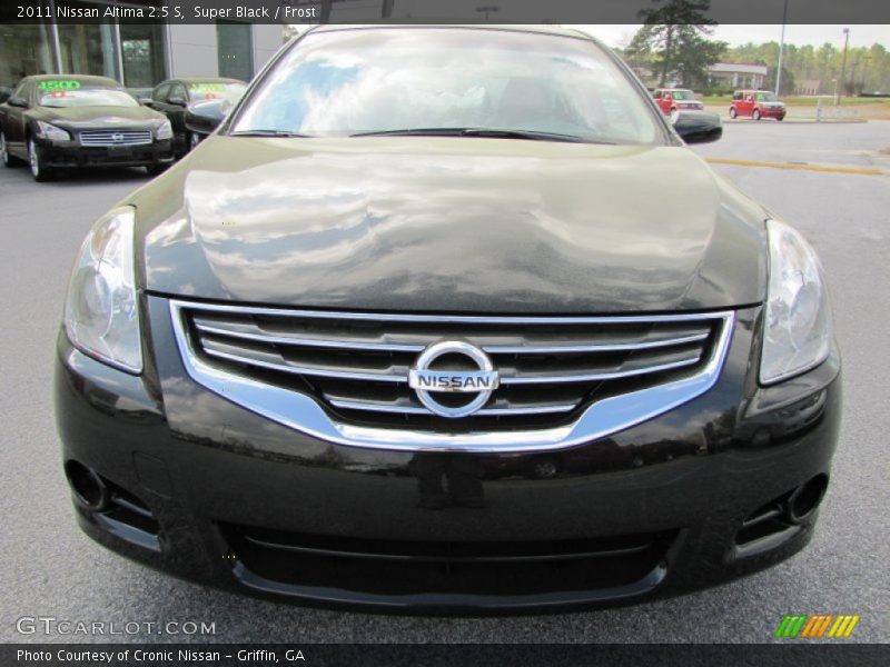 Super Black / Frost 2011 Nissan Altima 2.5 S