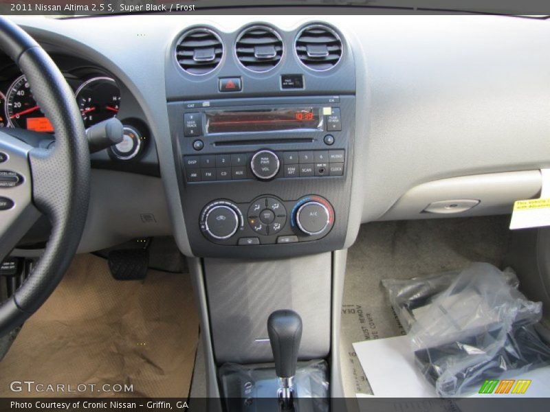 Super Black / Frost 2011 Nissan Altima 2.5 S
