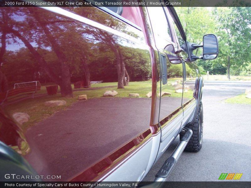 Dark Toreador Red Metallic / Medium Graphite 2000 Ford F350 Super Duty XLT Crew Cab 4x4