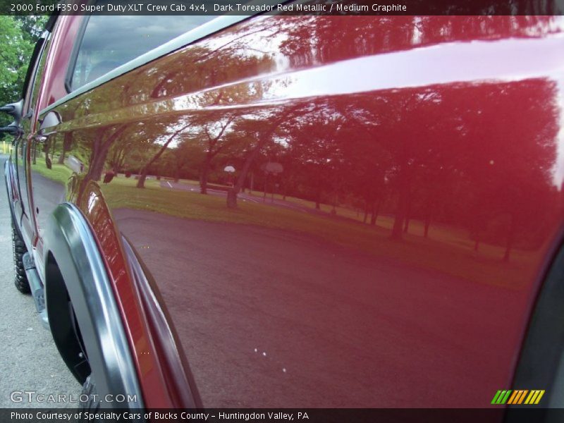 Dark Toreador Red Metallic / Medium Graphite 2000 Ford F350 Super Duty XLT Crew Cab 4x4