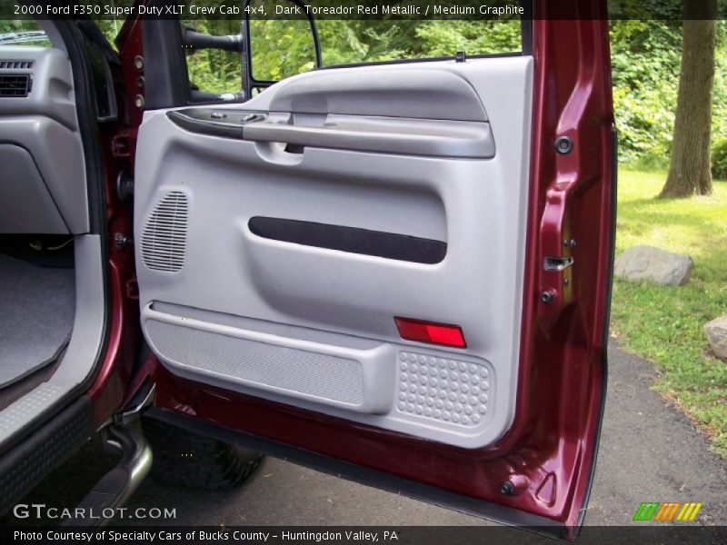Door Panel of 2000 F350 Super Duty XLT Crew Cab 4x4