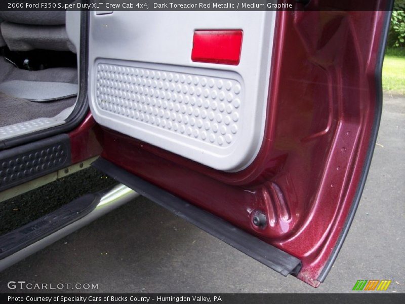 Dark Toreador Red Metallic / Medium Graphite 2000 Ford F350 Super Duty XLT Crew Cab 4x4