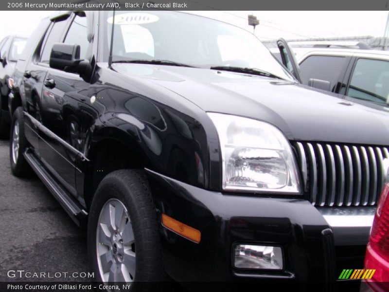 Black / Charcoal Black 2006 Mercury Mountaineer Luxury AWD