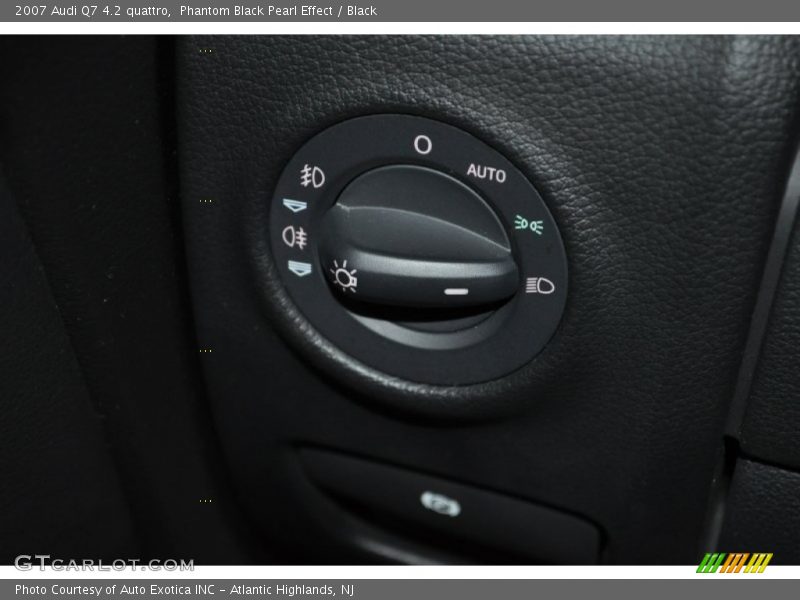Phantom Black Pearl Effect / Black 2007 Audi Q7 4.2 quattro