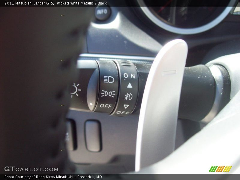 Wicked White Metallic / Black 2011 Mitsubishi Lancer GTS