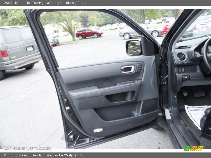Formal Black / Black 2009 Honda Pilot Touring 4WD