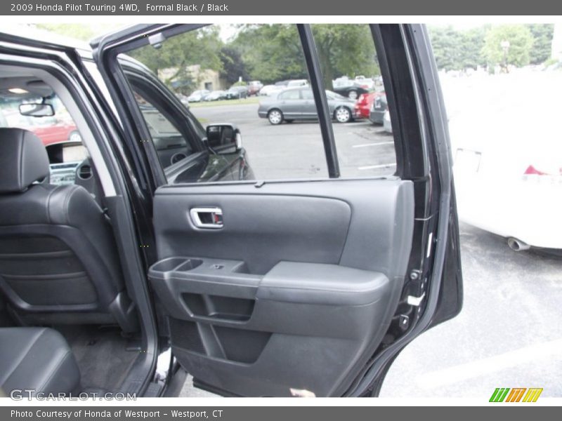 Formal Black / Black 2009 Honda Pilot Touring 4WD