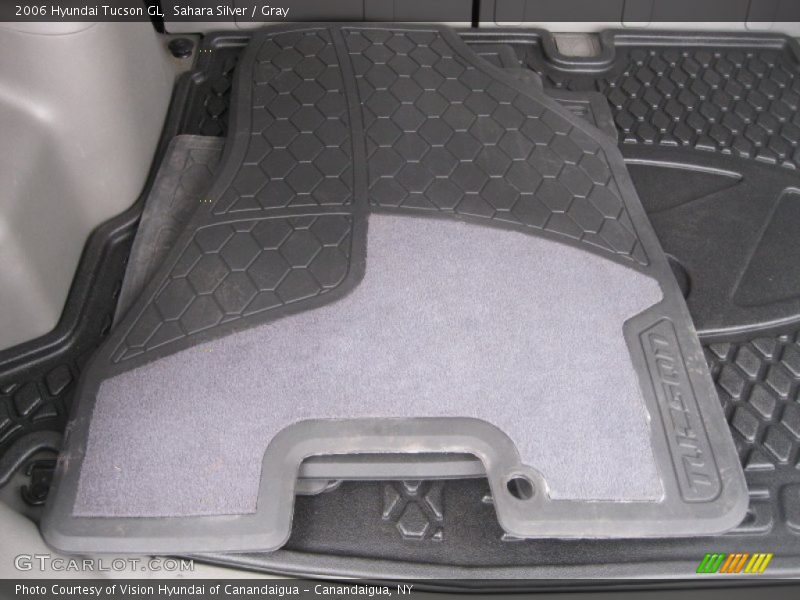Sahara Silver / Gray 2006 Hyundai Tucson GL