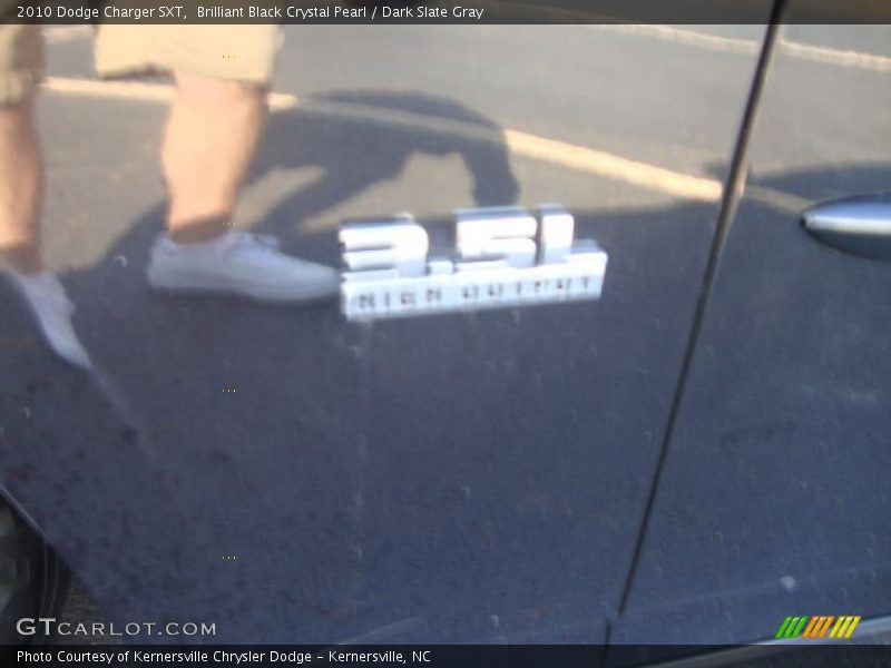 Brilliant Black Crystal Pearl / Dark Slate Gray 2010 Dodge Charger SXT
