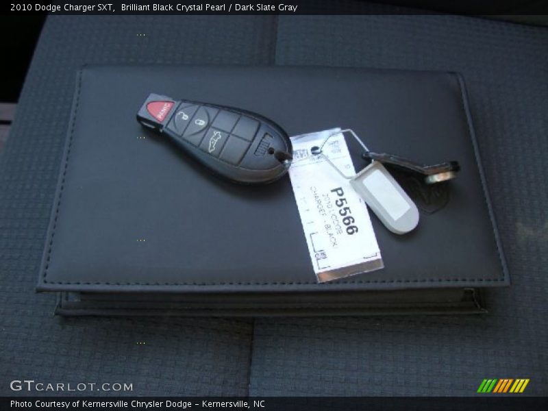 Brilliant Black Crystal Pearl / Dark Slate Gray 2010 Dodge Charger SXT