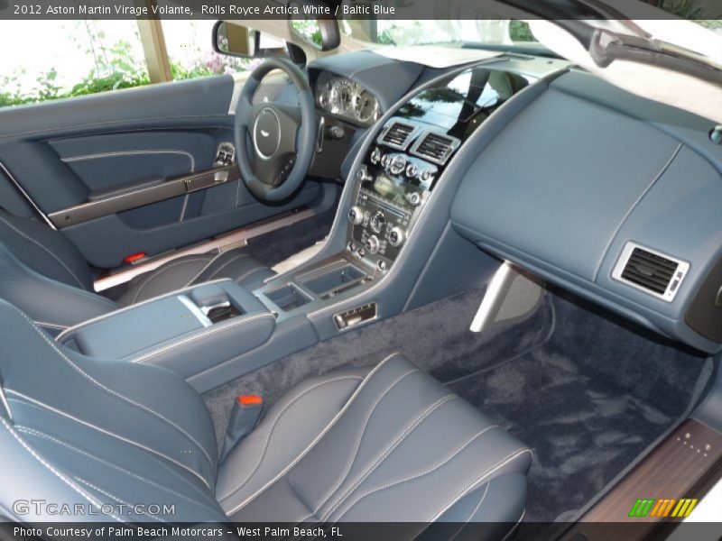 Dashboard of 2012 Virage Volante