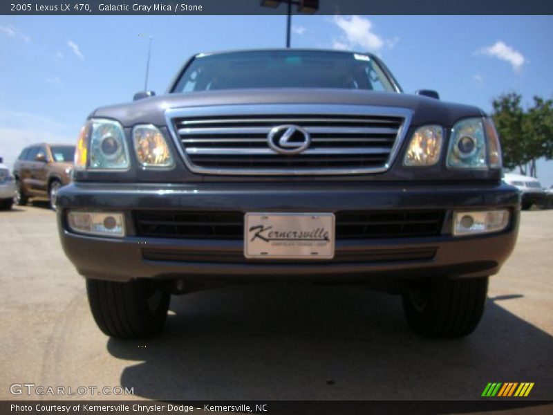 Galactic Gray Mica / Stone 2005 Lexus LX 470