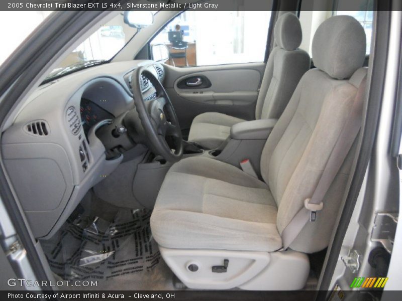 Silverstone Metallic / Light Gray 2005 Chevrolet TrailBlazer EXT LS 4x4