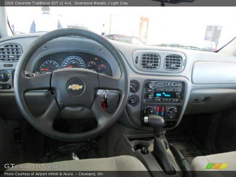Silverstone Metallic / Light Gray 2005 Chevrolet TrailBlazer EXT LS 4x4