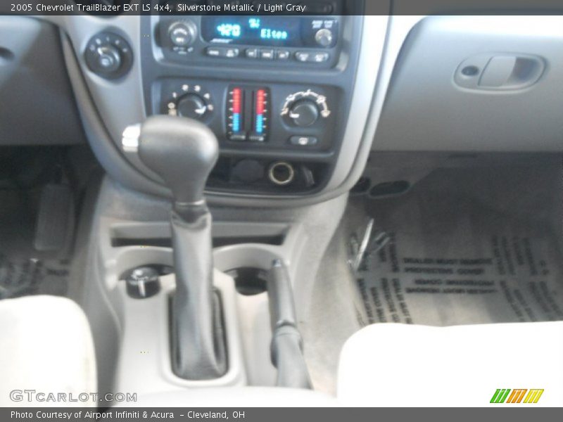Silverstone Metallic / Light Gray 2005 Chevrolet TrailBlazer EXT LS 4x4