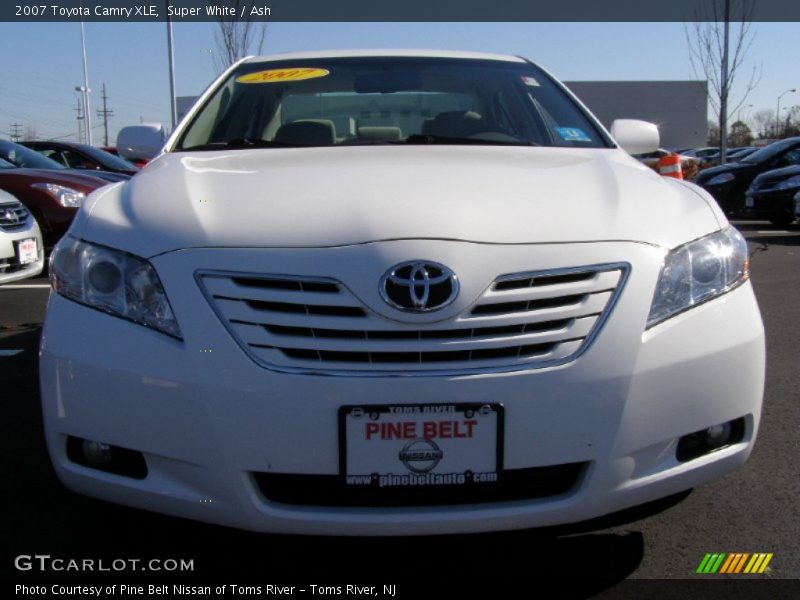Super White / Ash 2007 Toyota Camry XLE