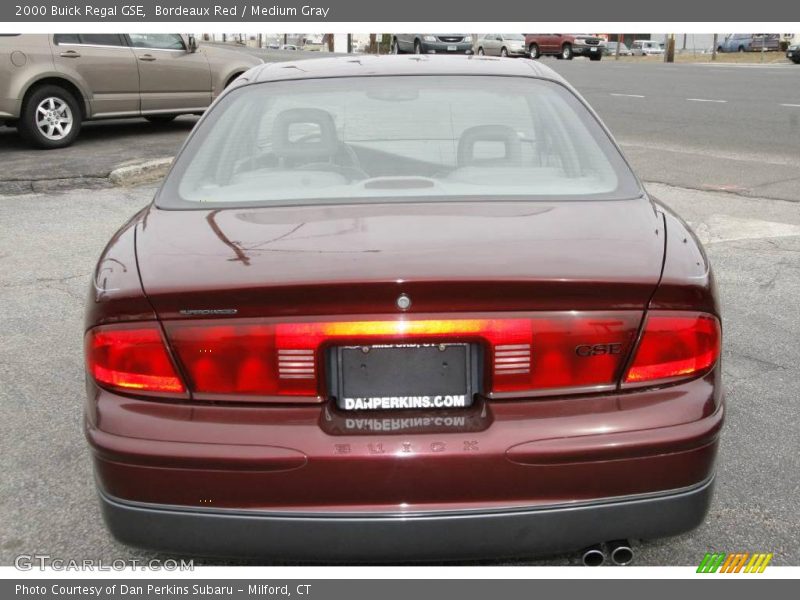 Bordeaux Red / Medium Gray 2000 Buick Regal GSE