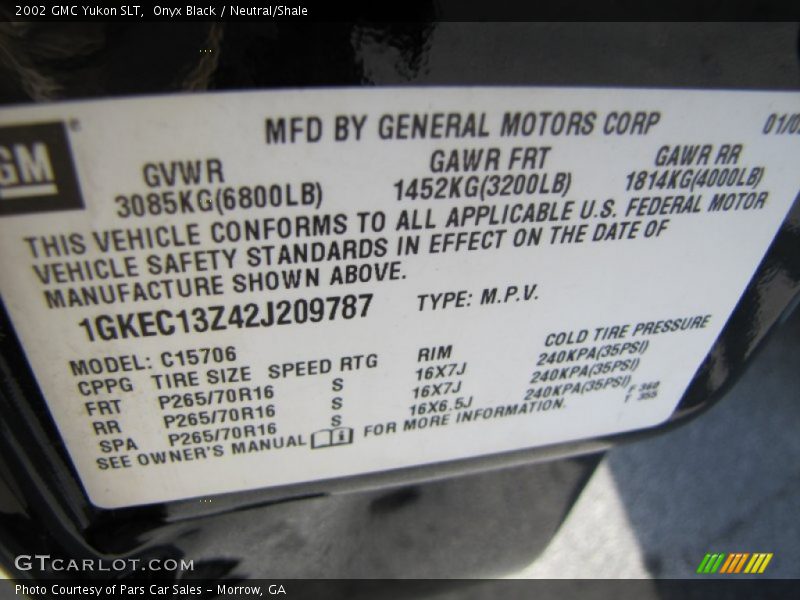 Onyx Black / Neutral/Shale 2002 GMC Yukon SLT
