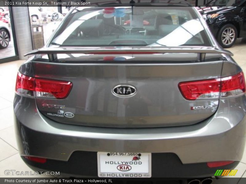 Titanium / Black Sport 2011 Kia Forte Koup SX