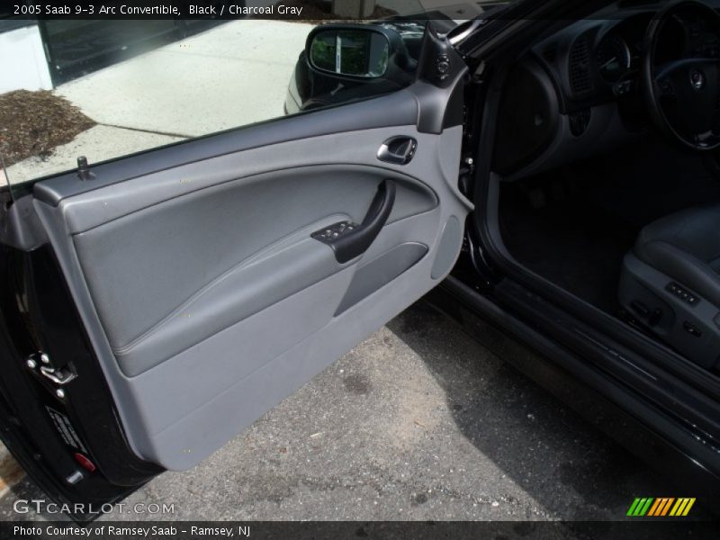 Door Panel of 2005 9-3 Arc Convertible