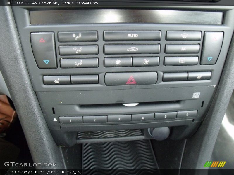 Controls of 2005 9-3 Arc Convertible