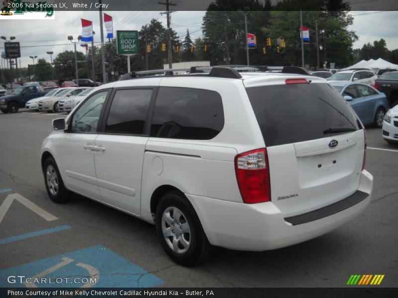 White / Gray 2006 Kia Sedona LX