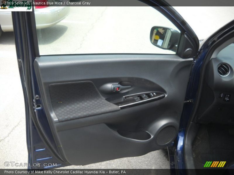 Nautica Blue Mica / Charcoal Gray 2009 Scion xD