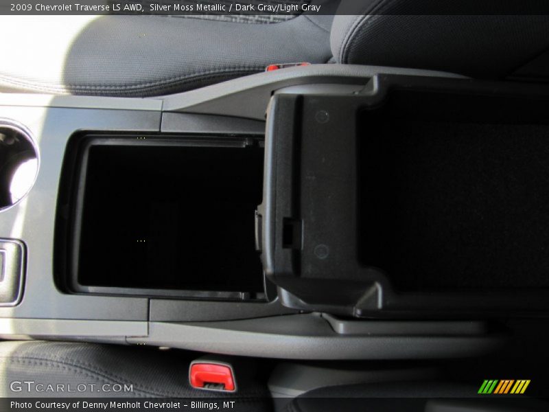 Silver Moss Metallic / Dark Gray/Light Gray 2009 Chevrolet Traverse LS AWD