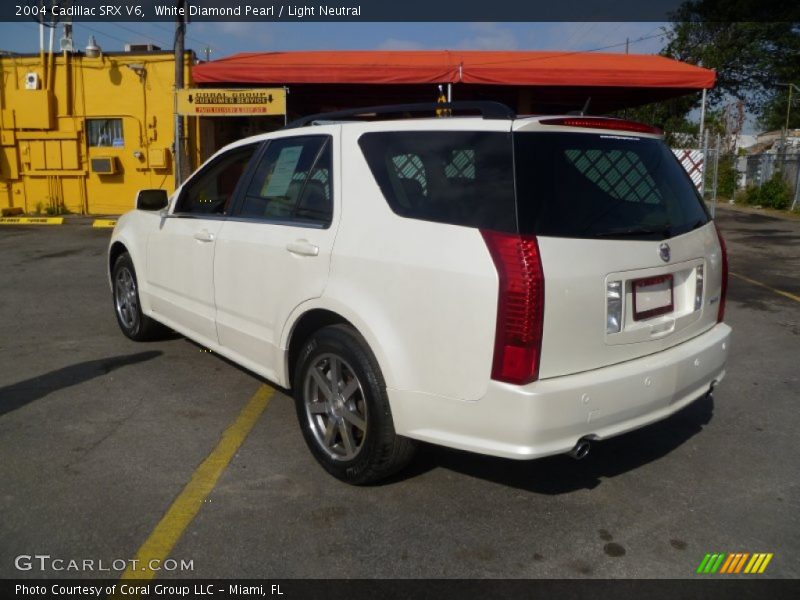 White Diamond Pearl / Light Neutral 2004 Cadillac SRX V6