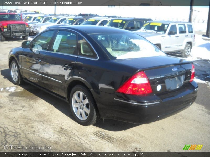 Black / Pebble Beige 2005 Ford Five Hundred SEL