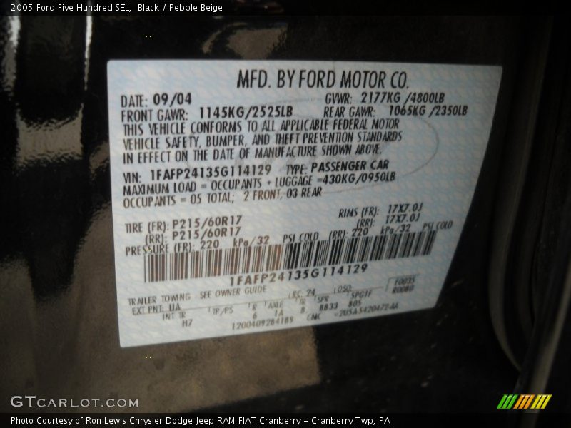 Black / Pebble Beige 2005 Ford Five Hundred SEL