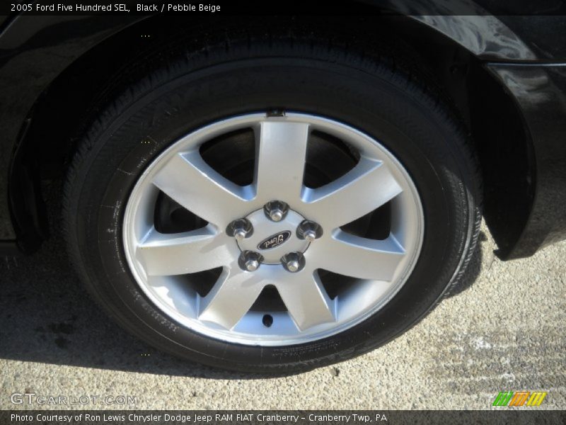 Black / Pebble Beige 2005 Ford Five Hundred SEL