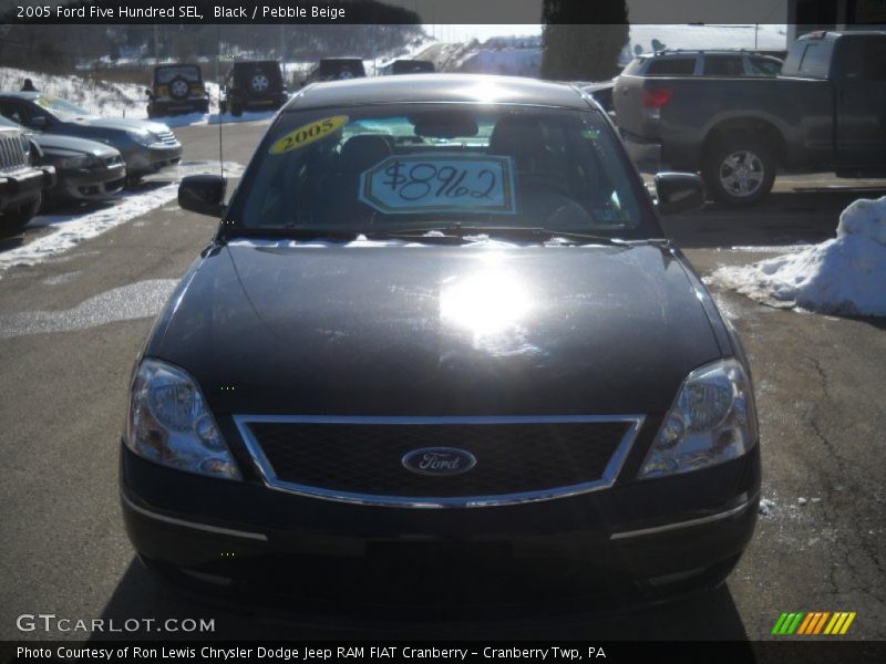 Black / Pebble Beige 2005 Ford Five Hundred SEL