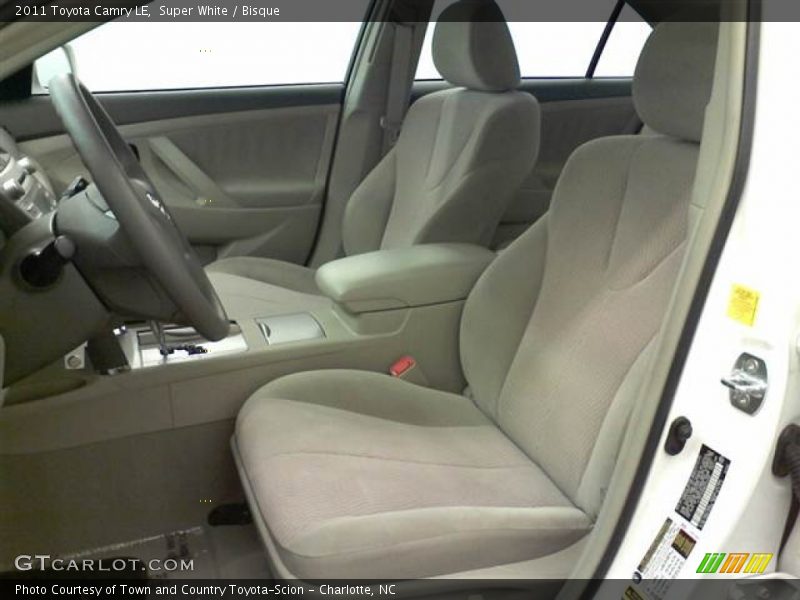 Super White / Bisque 2011 Toyota Camry LE