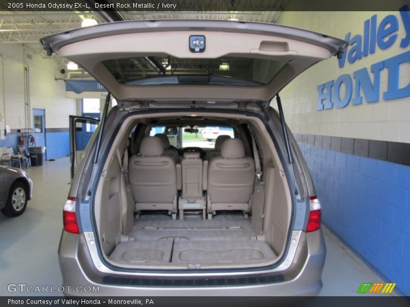 Desert Rock Metallic / Ivory 2005 Honda Odyssey EX-L