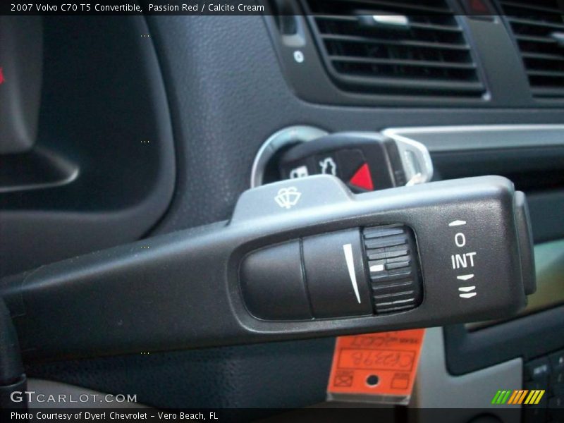 Passion Red / Calcite Cream 2007 Volvo C70 T5 Convertible