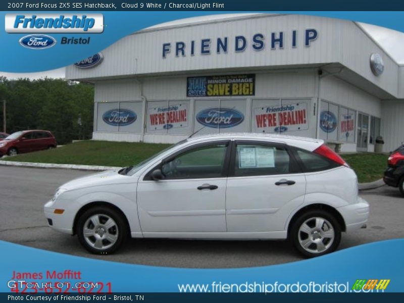 Cloud 9 White / Charcoal/Light Flint 2007 Ford Focus ZX5 SES Hatchback