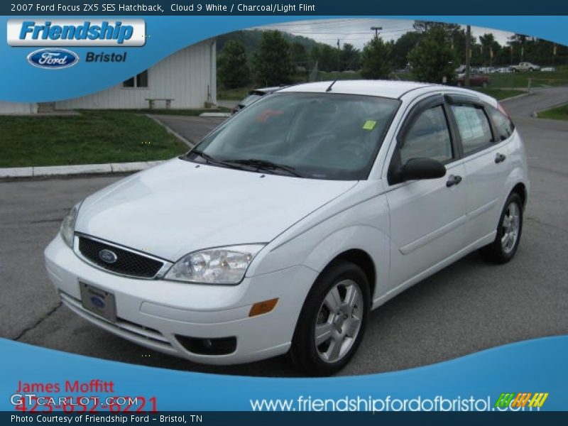 Cloud 9 White / Charcoal/Light Flint 2007 Ford Focus ZX5 SES Hatchback